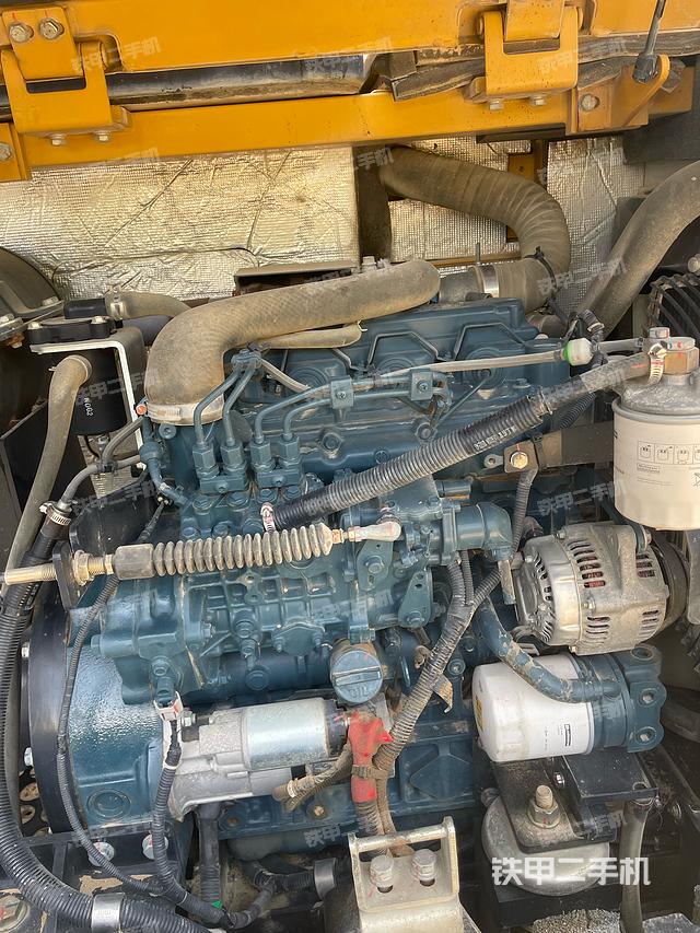 发动机整体俯视（整机外观）