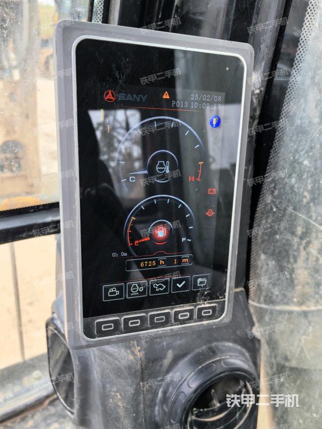 顯示屏?(駕駛室部分) 顯示屏?(駕駛室部分)