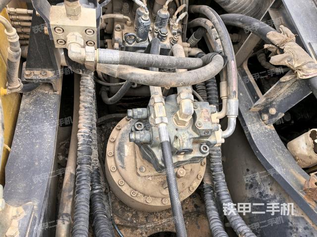 駕駛室頂部俯視（上車部件）
