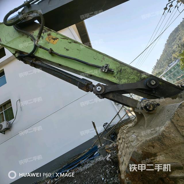 小臂整體左后(工作和回轉(zhuǎn)裝置) 小臂整體左后(工作和回轉(zhuǎn)裝置)