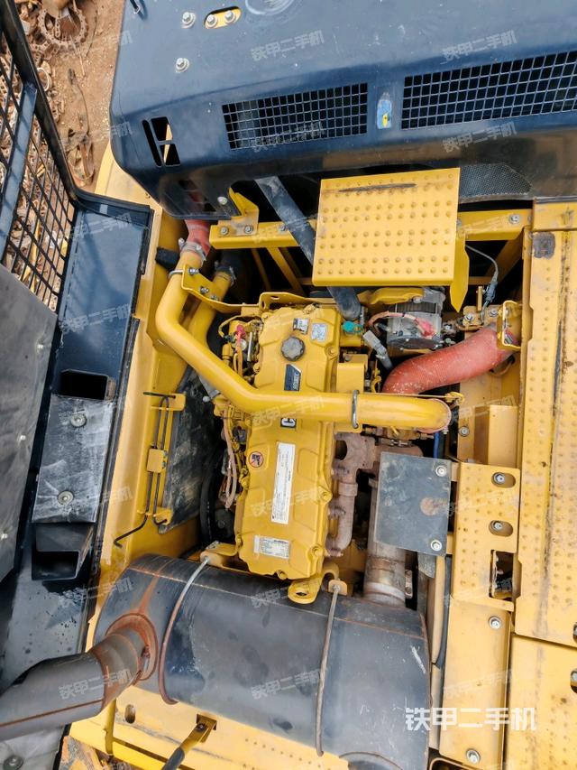 發(fā)動(dòng)機(jī)整體俯視（整機(jī)外觀）