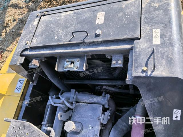 水箱+風(fēng)扇特寫(上車部件) 水箱+風(fēng)扇特寫(上車部件)