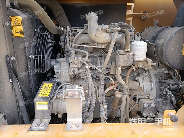 發(fā)動機整體俯視（整機外觀）