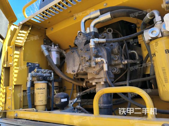 液壓泵室(大件艙室) 液壓泵室(大件艙室)
