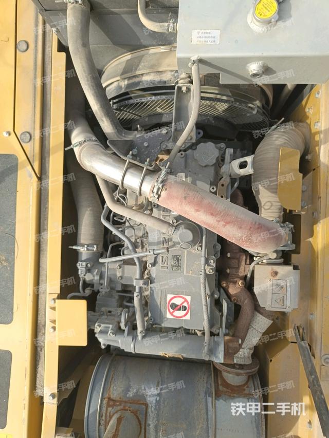 發(fā)動機室(上車部件) 發(fā)動機室(上車部件)