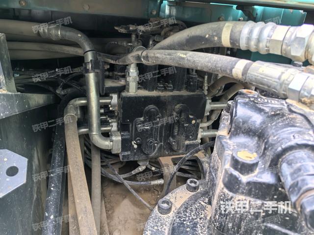 發(fā)動機室(上車部件) 發(fā)動機室(上車部件)