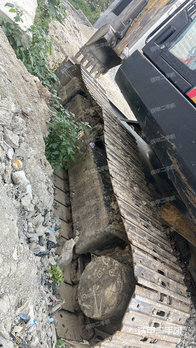 单侧履带整体（整机外观）