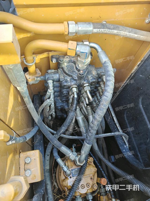 分配閥（上車部件）