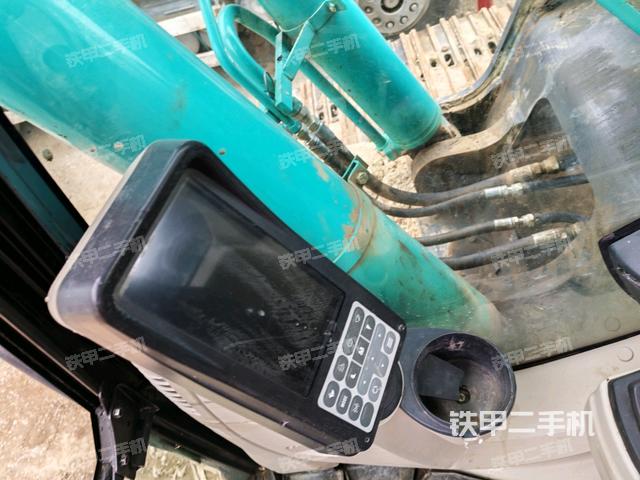 后窗玻璃角標(biāo)(駕駛室部分) 后窗玻璃角標(biāo)(駕駛室部分)