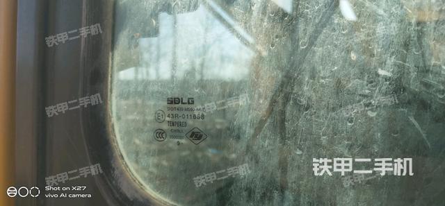 駕駛室整體（整機(jī)外觀）