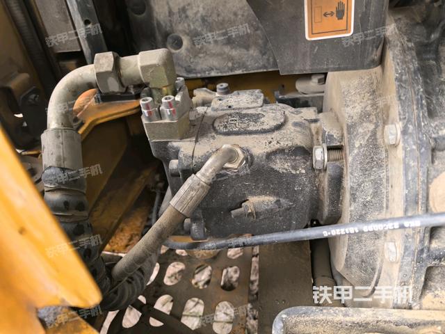 液壓泵室(大件艙室) 液壓泵室(大件艙室)