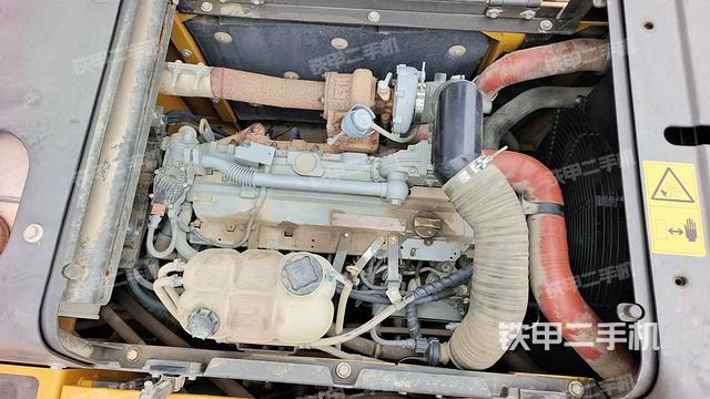 發(fā)動機(jī)整體俯視（整機(jī)外觀）