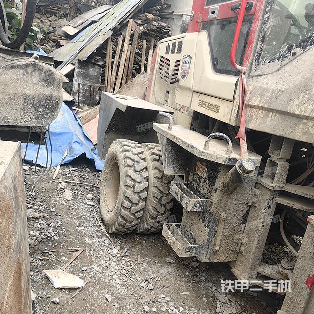 整機(jī)右后45°(設(shè)備外觀及核心部件) 整機(jī)右后45°(設(shè)備外觀及核心部件)