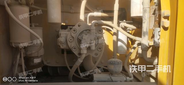 液壓泵艙室正面整體（整機(jī)外觀）