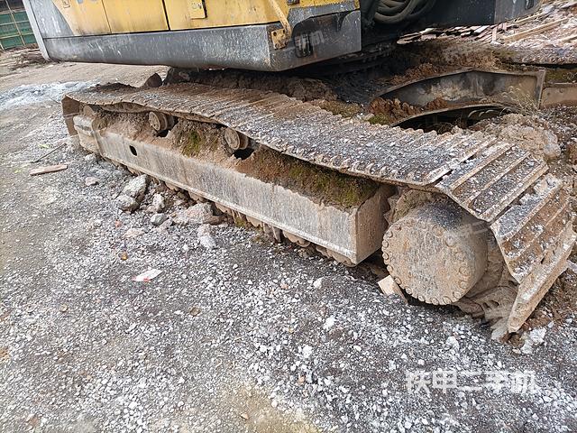 單側(cè)履帶整體（整機(jī)外觀）