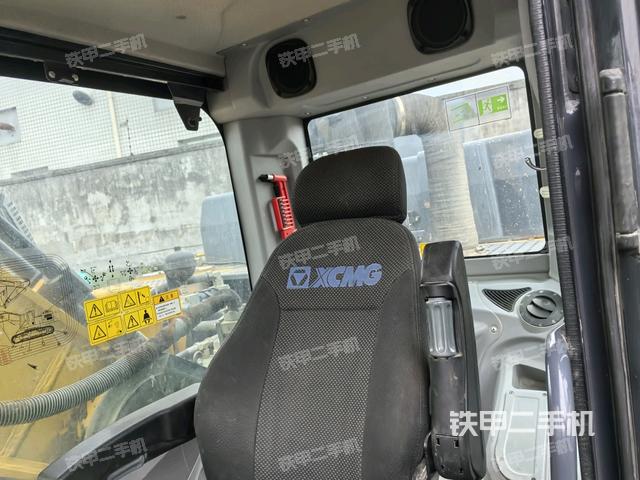 后窗玻璃角標(biāo)（駕駛室部分）