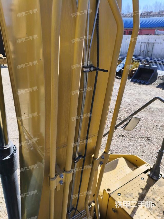 大臂背部俯視（工作和回轉裝置）