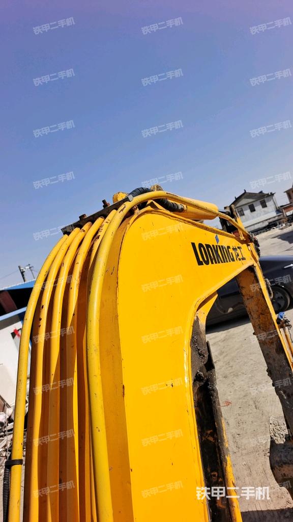 大臂背部俯視（工作和回轉(zhuǎn)裝置）