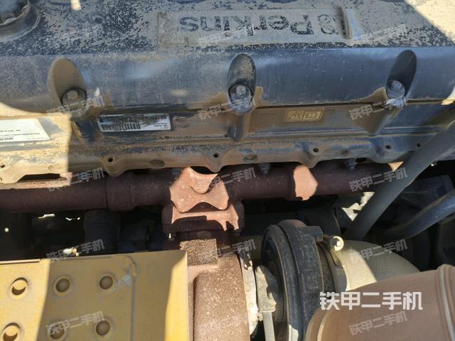 氣門室蓋螺絲特寫(上車部件) 氣門室蓋螺絲特寫(上車部件)