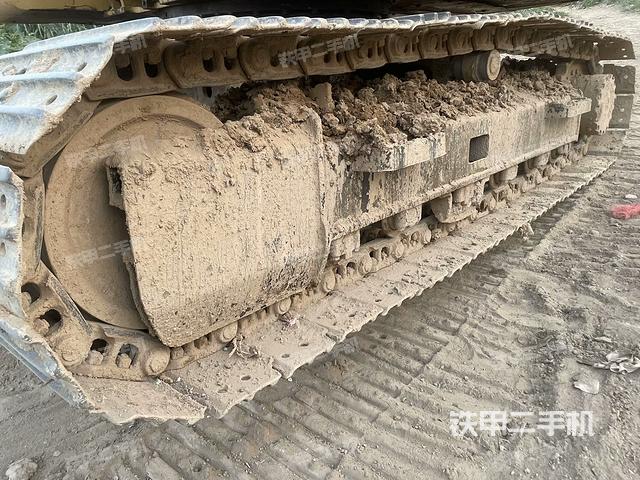 单侧履带整体（整机外观）