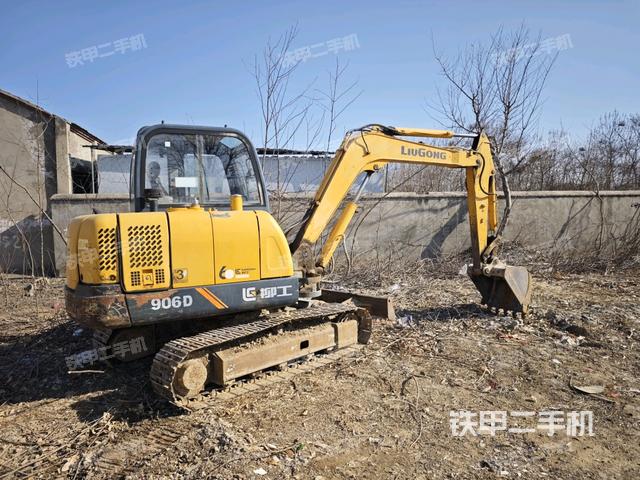 柳工CLG906D挖掘机的设备实拍-第4张实拍照片