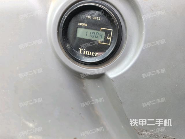 右側(cè)玻璃角標(biāo)（駕駛室部分）