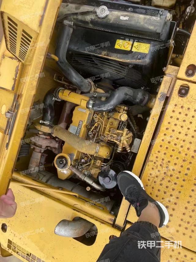 发动机整体俯视（整机外观）