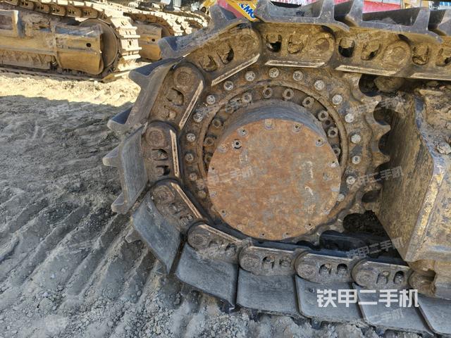 右驅(qū)動(dòng)輪(行走機(jī)構(gòu)) 右驅(qū)動(dòng)輪(行走機(jī)構(gòu))