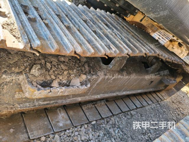 左側履帶整體?（行走機構）