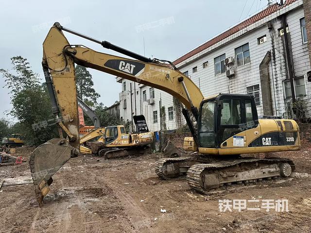 卡特彼勒320D進口挖掘機