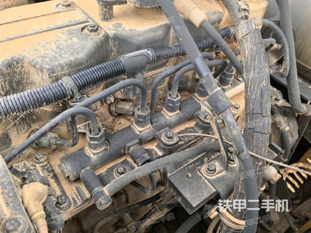 發(fā)動(dòng)機(jī)整體俯視(整機(jī)外觀) 發(fā)動(dòng)機(jī)整體俯視(整機(jī)外觀)
