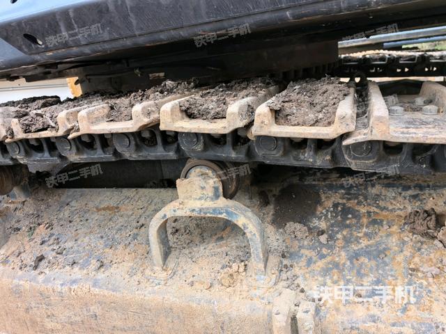 左側(cè)履帶整體?（行走機(jī)構(gòu)）