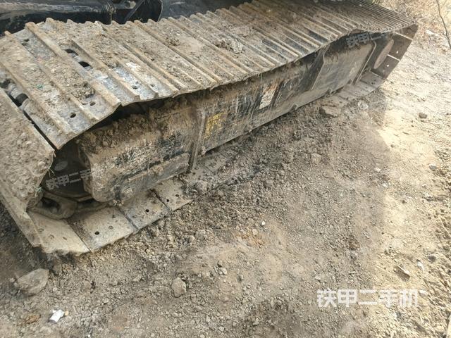 左側(cè)履帶整體?(行走機構(gòu)) 左側(cè)履帶整體?(行走機構(gòu))