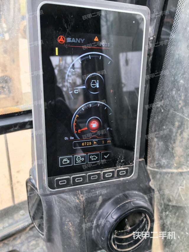 小時表(駕駛室部分) 小時表(駕駛室部分)