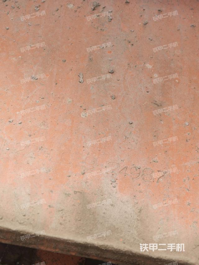 大臂背部俯視（工作和回轉(zhuǎn)裝置）