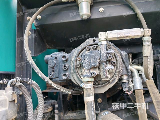 液壓泵室(大件艙室) 液壓泵室(大件艙室)