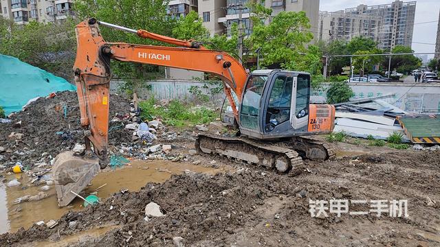 驾驶室整体（整机外观）