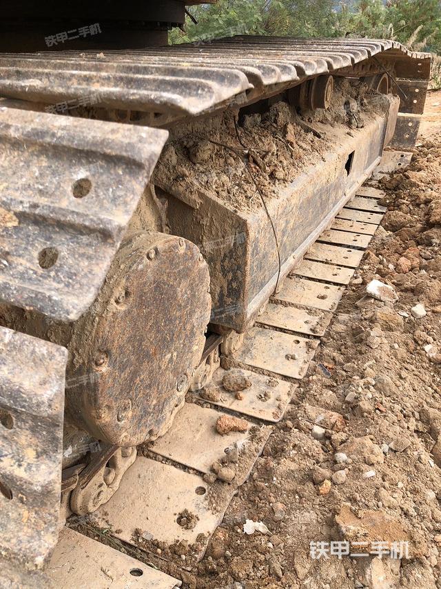 单侧履带整体（整机外观）