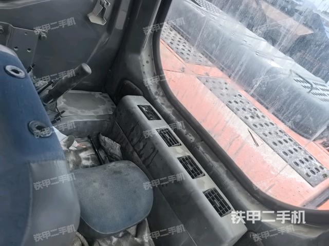 后窗玻璃角標(biāo)（駕駛室部分）