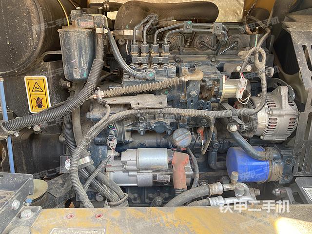 發(fā)動機整體俯視(整機外觀) 發(fā)動機整體俯視(整機外觀)