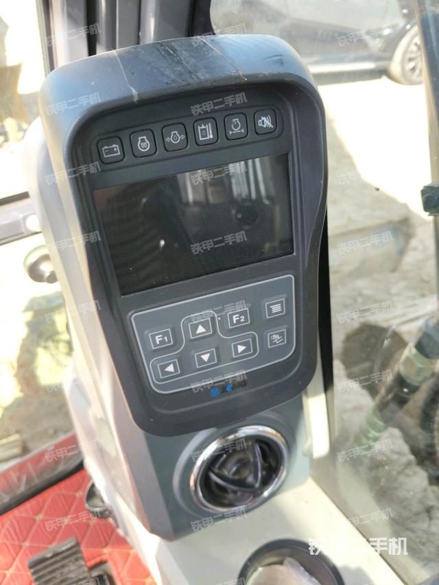 顯示屏?（駕駛室部分）