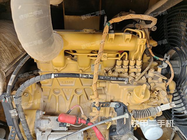 发动机整体俯视（整机外观）