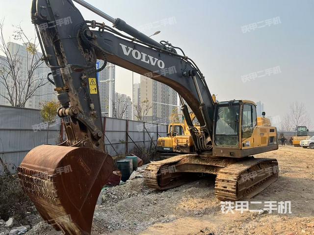 沃爾沃EC380DL挖掘機