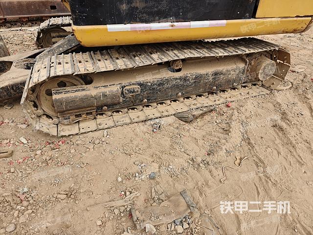 单侧履带整体（整机外观）