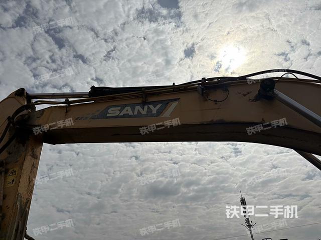 大臂根部?斜視（工作和回轉(zhuǎn)裝置）