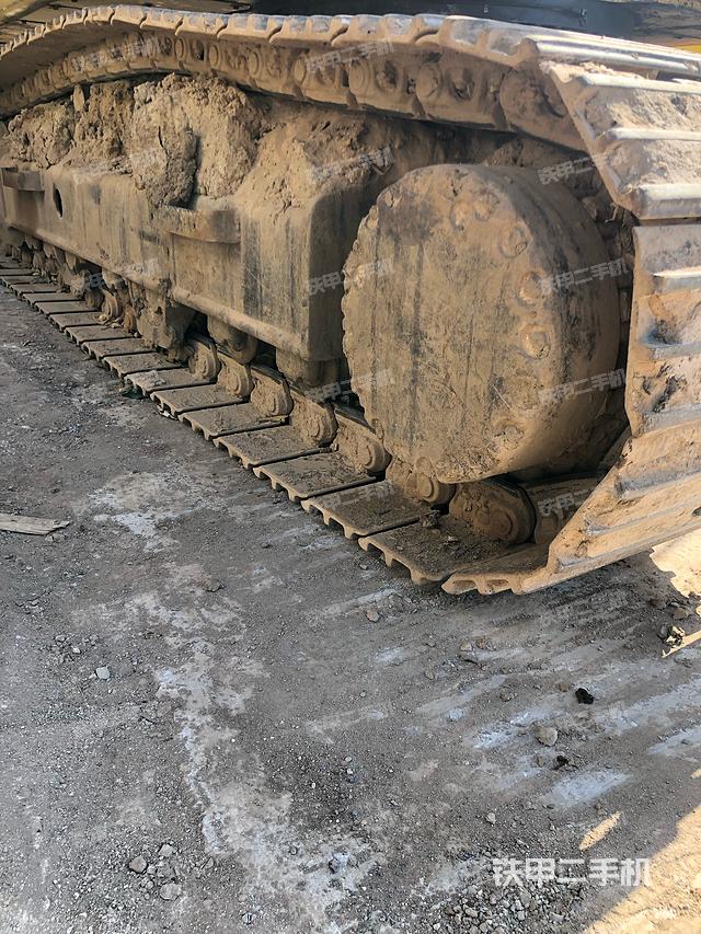 单侧履带整体（整机外观）