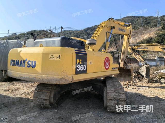 右后45（整機外觀）