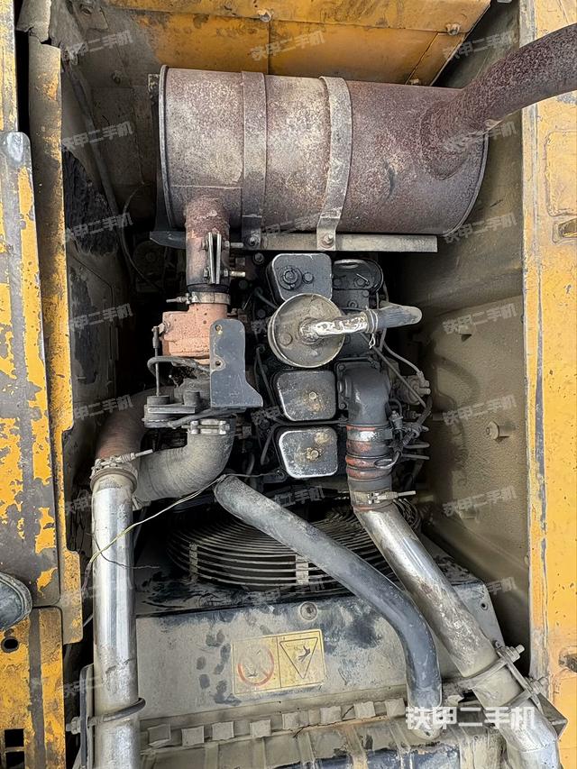 氣門室蓋螺絲特寫(上車部件) 氣門室蓋螺絲特寫(上車部件)