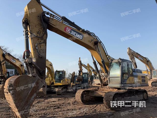 徐工XE370D挖掘机