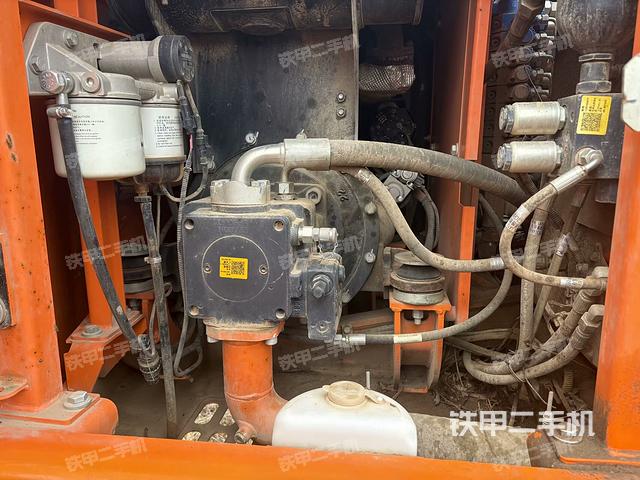 電瓶（大件艙室）